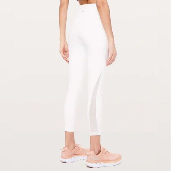 Lululemon Train Times White 7/8 length leggings with mesh accent. GUC size 6 - Picture 3 of 13